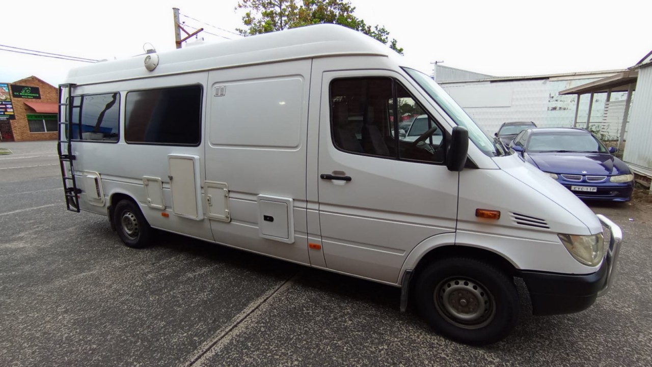 Ozroofracks | Gutter Mount Awning