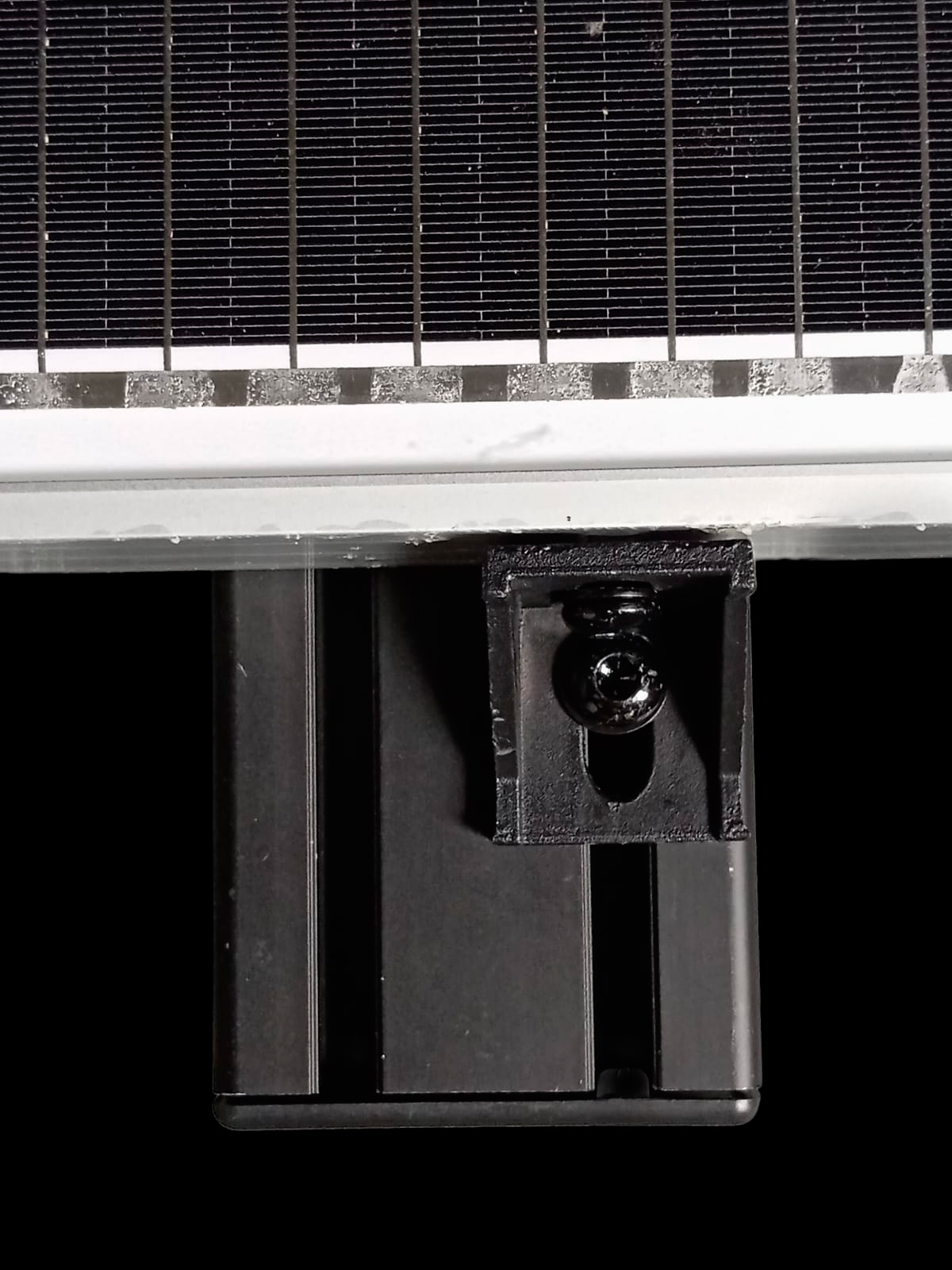 Ozroofracks | Manufactured Brackets For Roof Racks