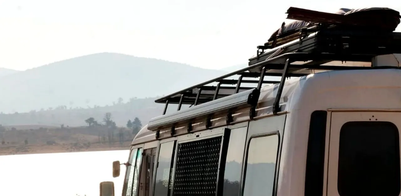 Ozroofracks | High Roof Rack